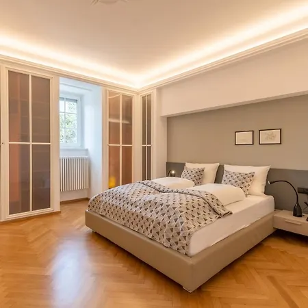 Stubai - Penthouse In The Heart Of Μεράνο