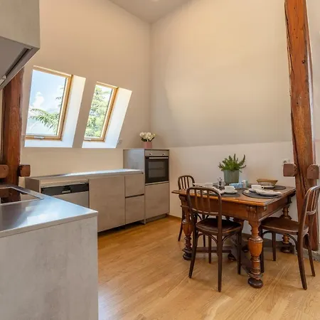 Stubai - Penthouse In The Heart Of