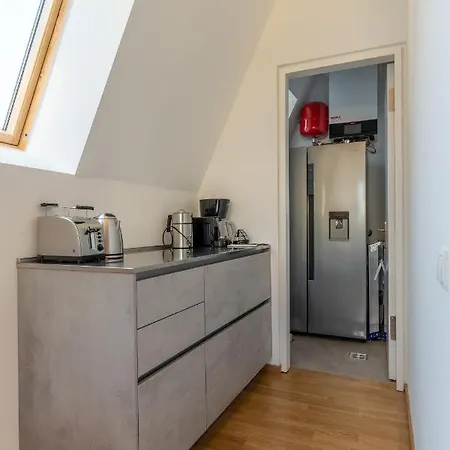 Apartment Stubai - Penthouse In The Heart Of Merano